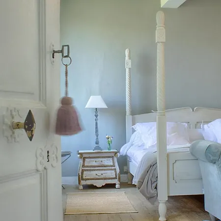 Couette-café Maison Ila - Le Tresor *