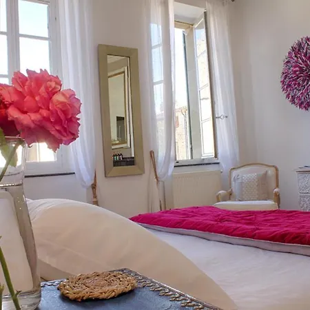 Maison Ila - Le Tresor Couette-café